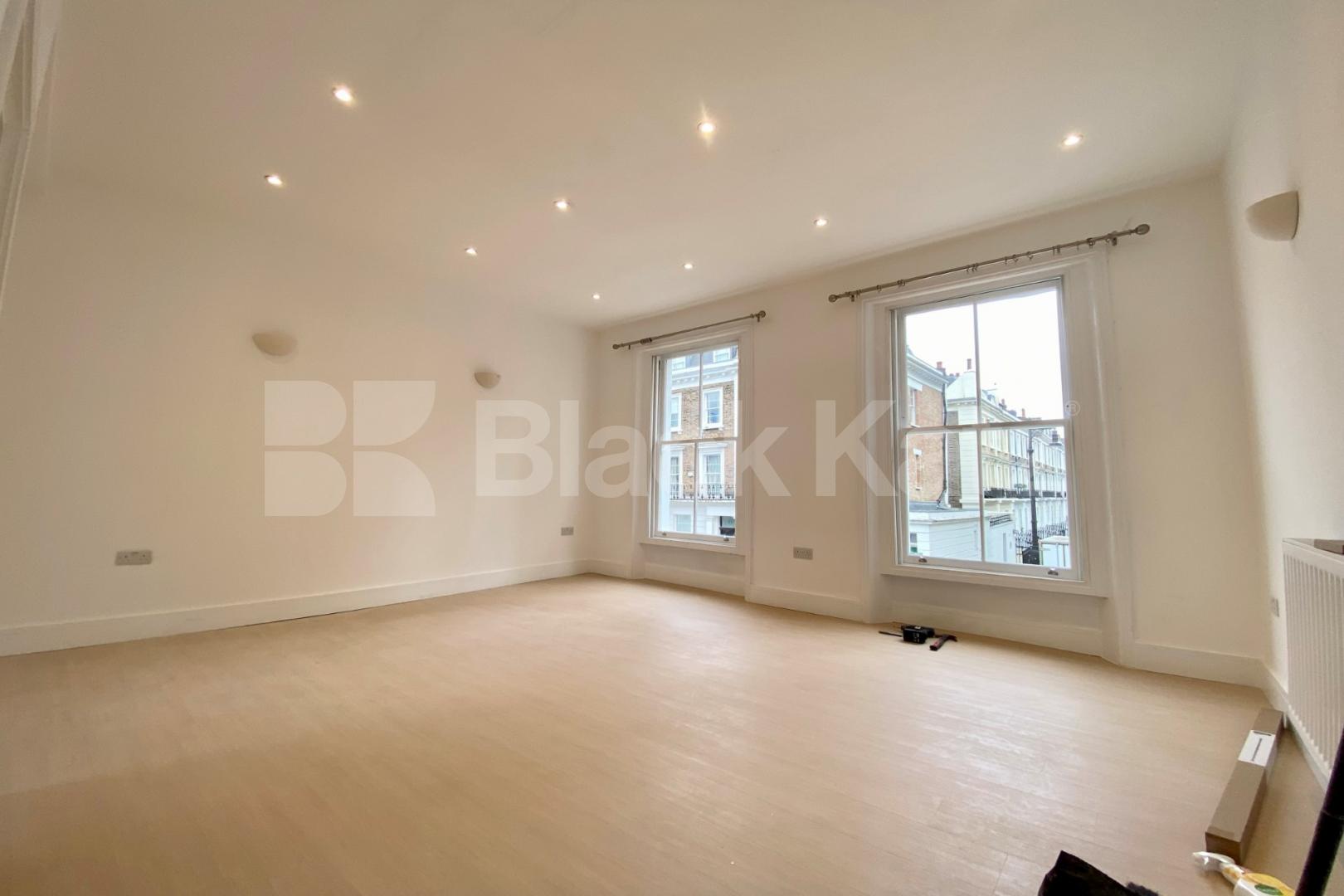 Newly Refurbished Georgian house with terrace Hugh Street , Victoria